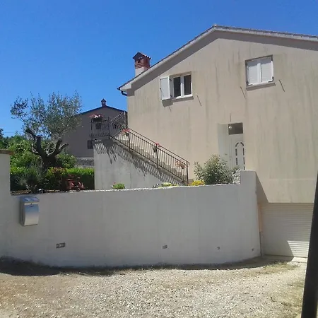 Lucija Διαμέρισμα