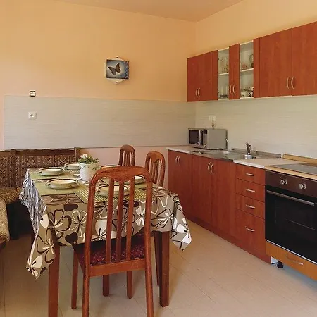 Lucija Apartamento